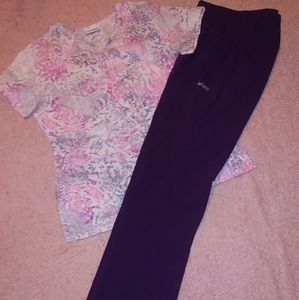Size S Scrub Star/ Grey's Anatomy Scrub Set